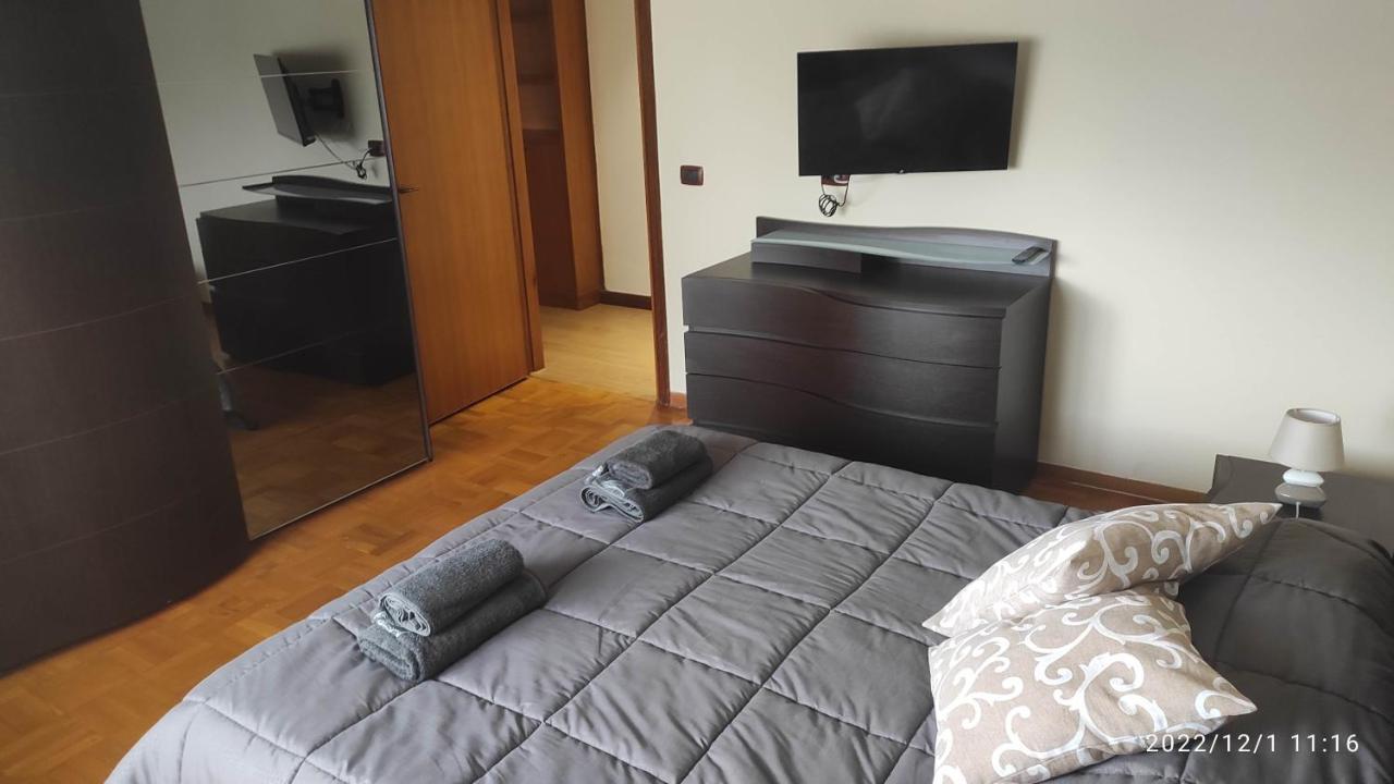 Appartamento In Zona Residenziale Surdo Exterior foto